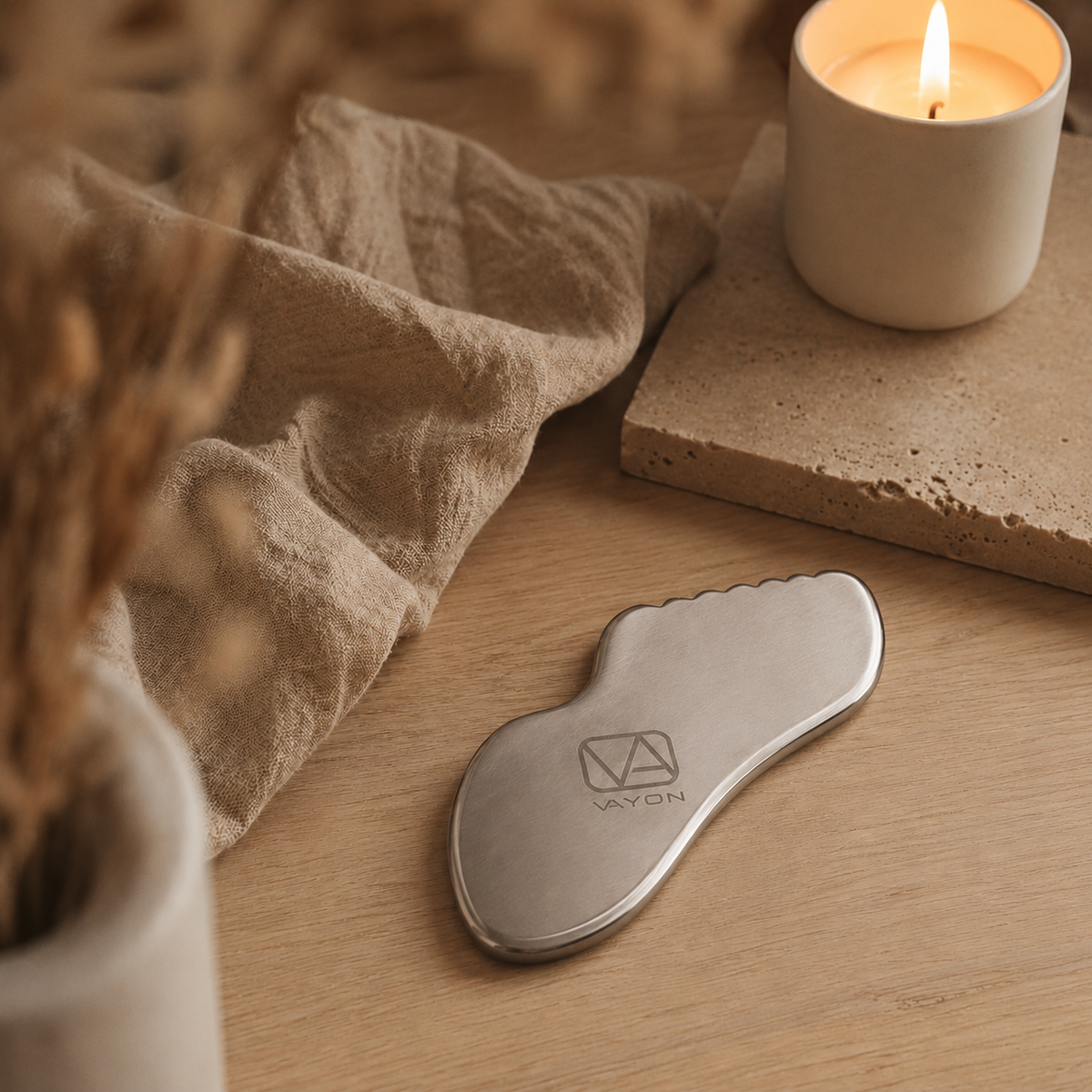 Gua sha en inox VAYON pour le visage — vue 2